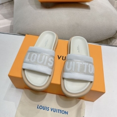 Louis Vuitton Slippers